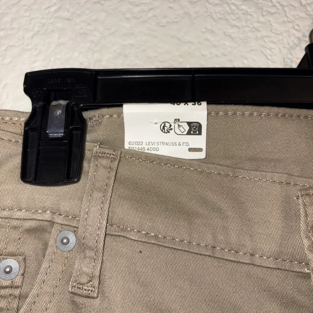 Levi's 541 Athletic Fit Taper Jeans Men's Size 40x36‎ Big/Tall Camal/Beige Jeans